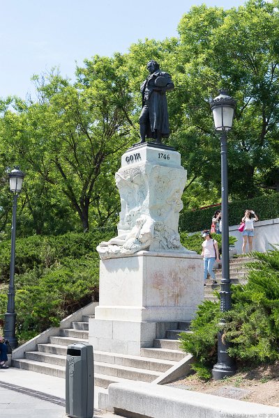 20160606_160802 D4S.jpg - El Prado, Statue of Goya